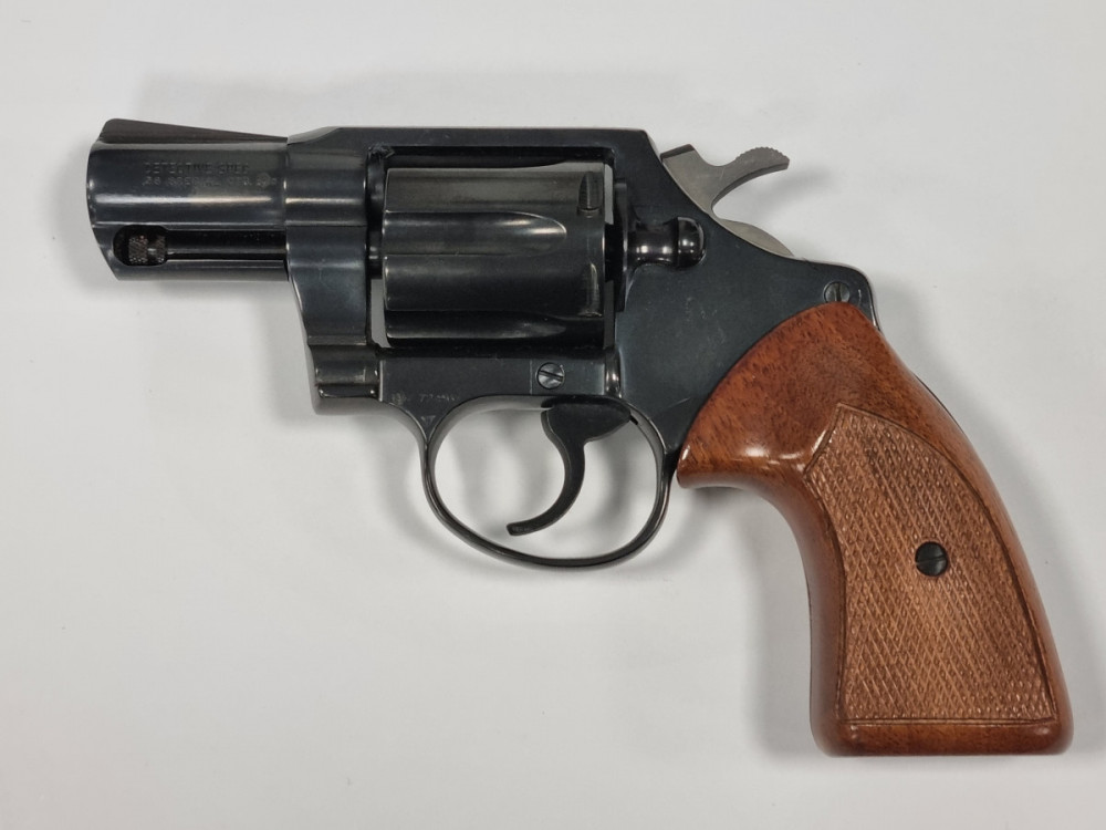 Revolver Colt Detective Special č.1