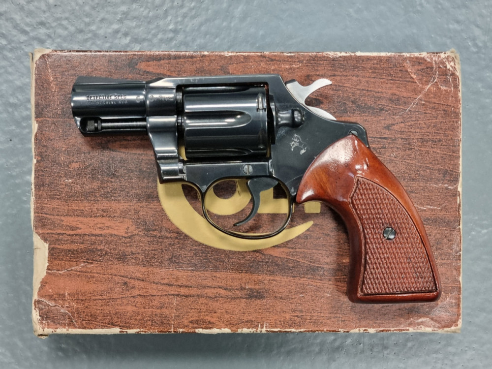 Revolver Colt Detective Special .38 Spl - KOMISE č.3