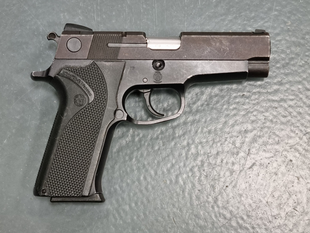 Pistole samonabíjecí Smith & Wesson 410 .40 S&W - KOMISE č.2