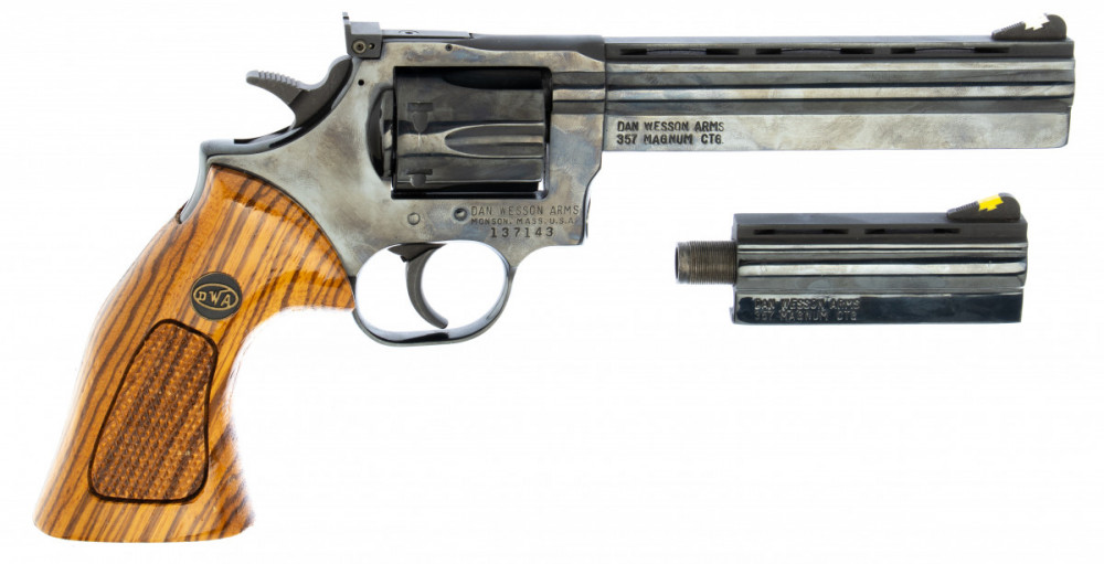 Revolver Dan Wesson 15-2  6