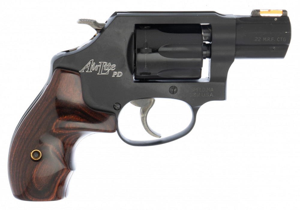 Revolver Smith & Wesson 351 Airweight PD - KOMISE č.2