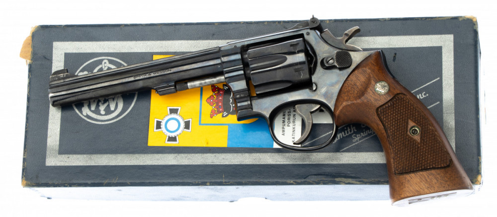 Revolver Smith & Wesson 17-2 cal.22LR č.3