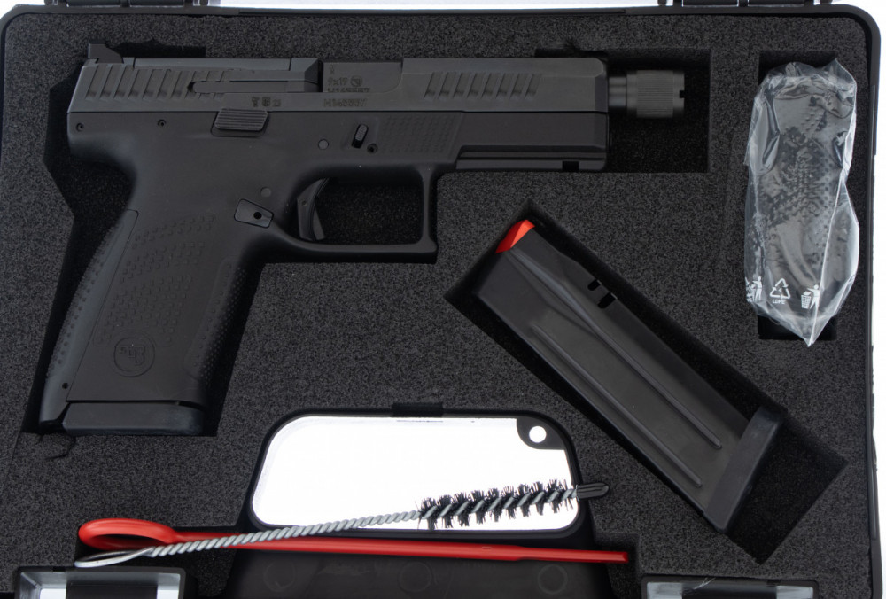 Samonabíjecí pistole CZ P-10 C OR+SR - KOMISE č.3